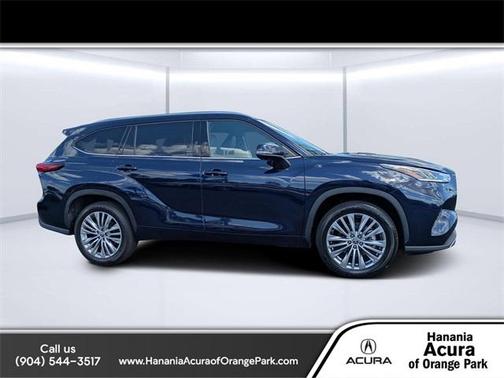 2023 Toyota Highlander Platinum