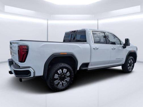 2024 GMC Sierra 2500 Denali