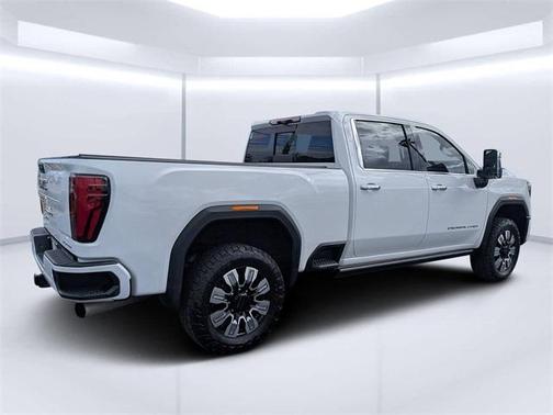 2024 GMC Sierra 2500 Denali