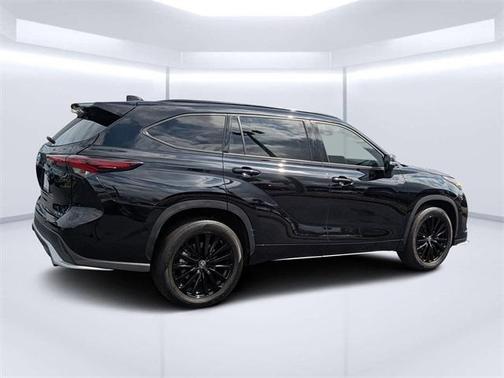 2024 Toyota Highlander XSE