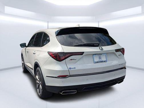 Platinum White Pearl 2026 Acura MDX A-Spec