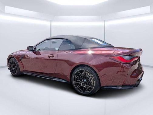 Aventurin Red Metallic 2024 BMW M4 Competition xDrive