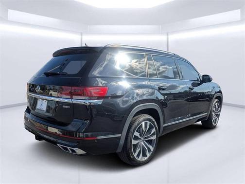 2022 Volkswagen Atlas 3.6L SEL Premium R-Line