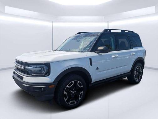 Oxford White 2022 Ford Bronco Sport Outer Banks