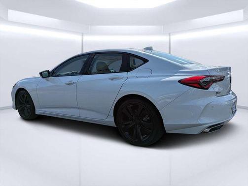 Platinum White Pearl 2025 Acura TLX Technology