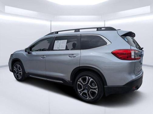 2023 Subaru Ascent Limited 8-Passenger