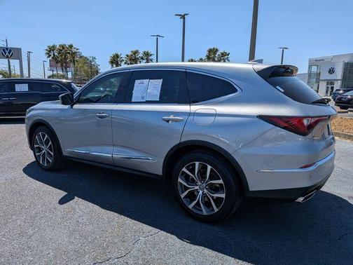 Lunar Silver Metallic 2023 Acura MDX Technology