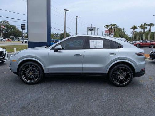 Dolomite Silver Metallic 2021 Porsche Cayenne AWD