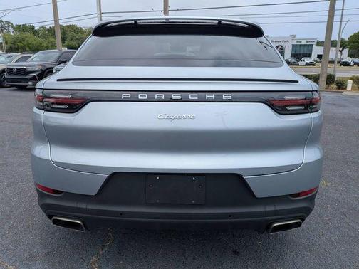 Dolomite Silver Metallic 2021 Porsche Cayenne AWD
