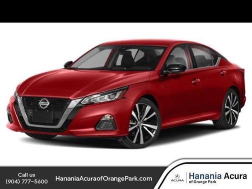 Scarlet Ember 2022 Nissan Altima 2.5 SR