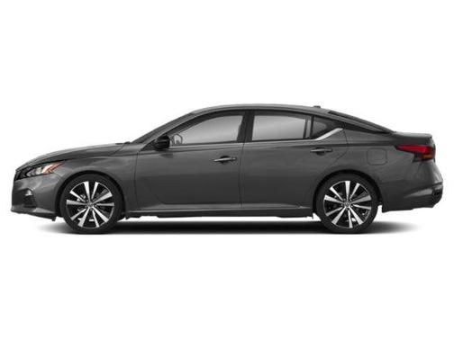 Scarlet Ember 2022 Nissan Altima 2.5 SR
