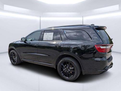 DB Black Crystal Clearcoat 2026 Dodge Durango GT