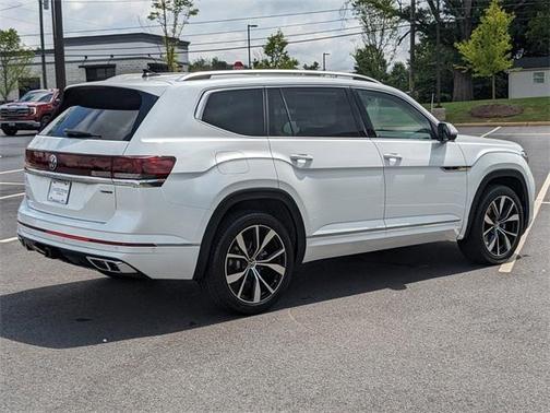 2025 Volkswagen Atlas 2.0T SEL Premium R-Line