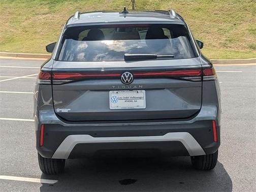2025 Volkswagen Tiguan 2.0T S