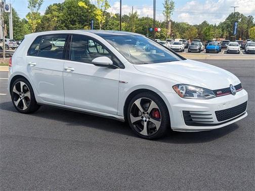 2017 Volkswagen Golf GTI SE 4-Door