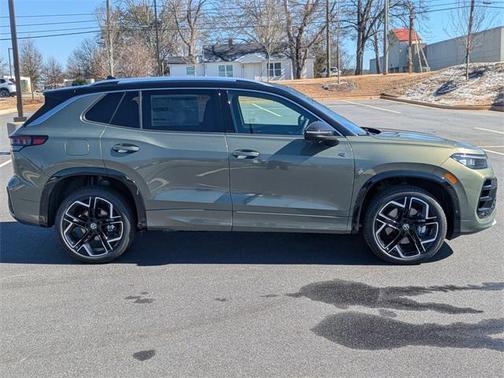 2026 Volkswagen Tiguan 2.0T SEL R-Line