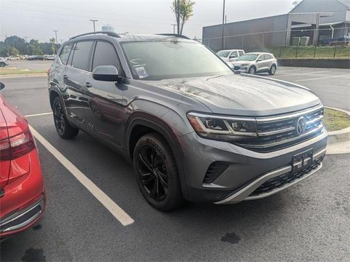 2022 Volkswagen Atlas 2.0T SE w/Technology