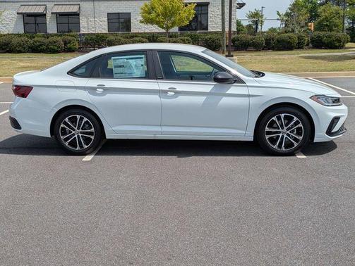 Pure White 2026 Volkswagen Jetta 1.5T Sport