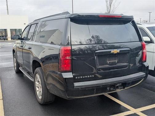 2016 Chevrolet Suburban LT