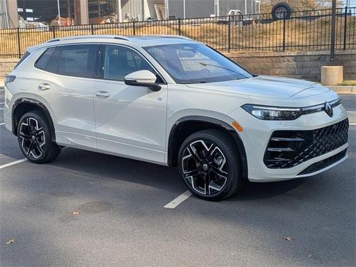 2026 Volkswagen Tiguan 2.0T SEL R-Line