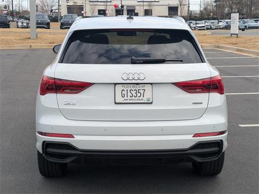 2024 Audi Q3 45 S line Premium