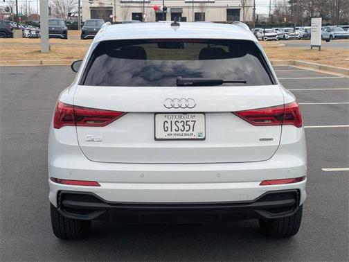 2024 Audi Q3 45 S line Premium