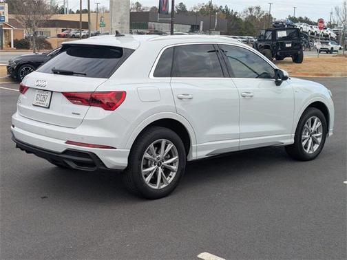 2024 Audi Q3 45 S line Premium