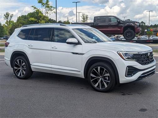 2025 Volkswagen Atlas 2.0T SEL Premium R-Line