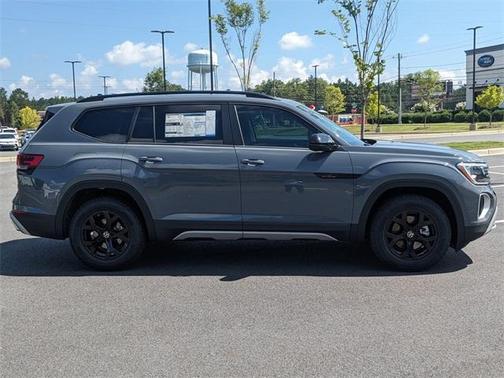2025 Volkswagen Atlas 2.0T Peak Edition
