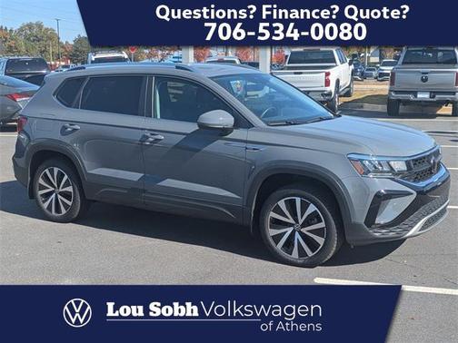 2024 Volkswagen Taos 1.5T SE