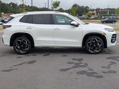 Opal White Pearl 2026 Volkswagen Tiguan 2.0T SEL R-Line Turbo