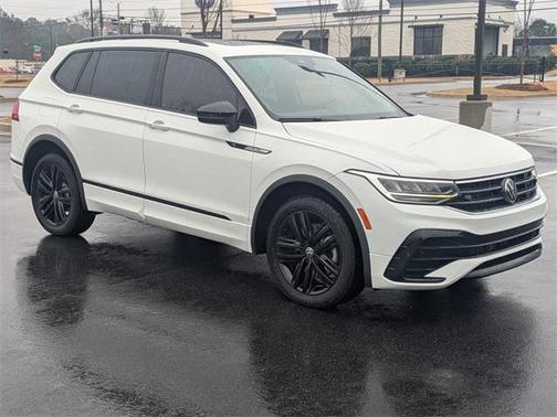 2022 Volkswagen Tiguan 2.0T SE R-Line Black
