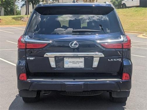 2016 Lexus LX 570 Base