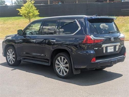 2016 Lexus LX 570 Base