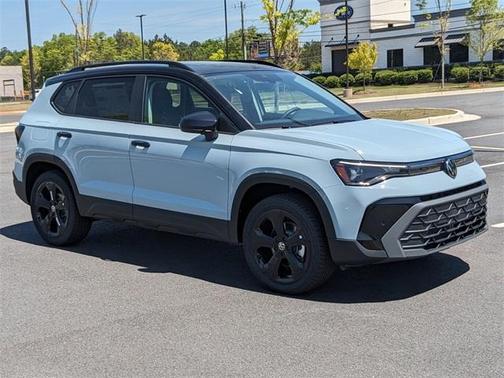 2025 Volkswagen Taos 1.5T SE Black