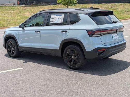 Gray 2026 Volkswagen Taos 1.5T SE Black