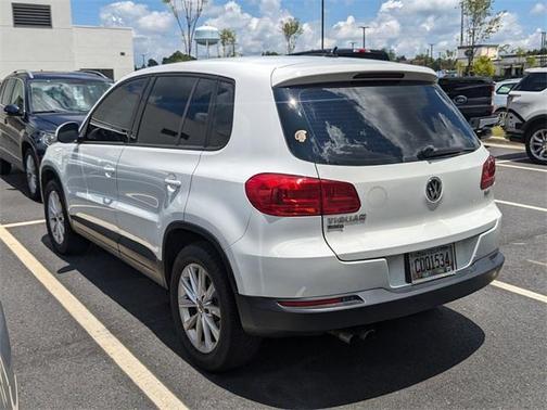2017 Volkswagen Tiguan Limited 2.0T