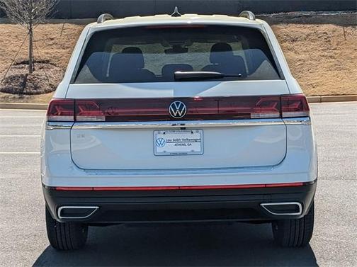 2025 Volkswagen Atlas 2.0T SE