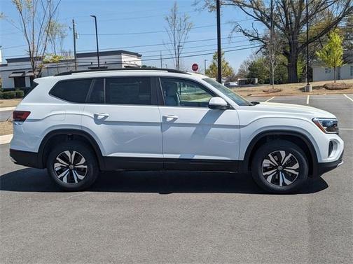 2025 Volkswagen Atlas 2.0T SE