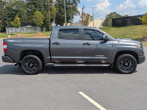 2018 Toyota Tundra SR5