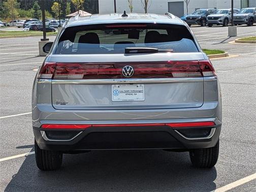 2026 Volkswagen Atlas Cross Sport 2.0T SE