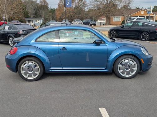 2016 Volkswagen Beetle 1.8T SEL