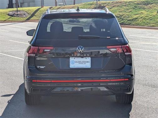 2024 Volkswagen Tiguan 2.0T SE R-Line Black