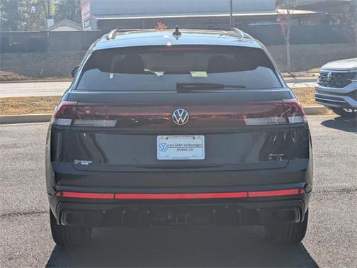 2026 Volkswagen Atlas Cross Sport 2.0T SEL R-Line Black