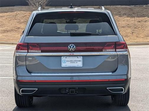 2025 Volkswagen Atlas 2.0T SE