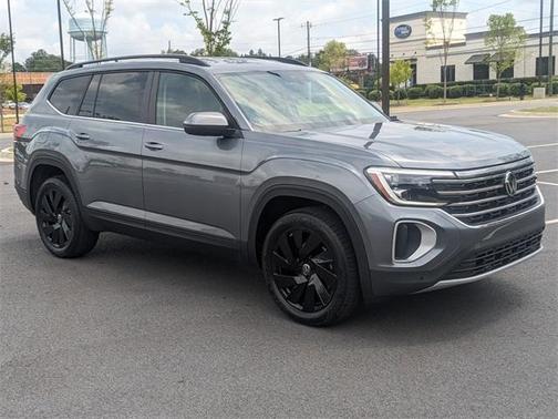 2025 Volkswagen Atlas 2.0T SE