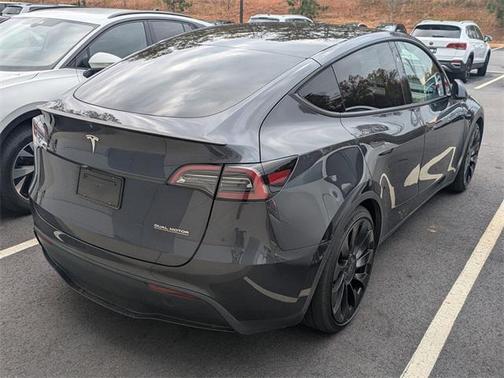 2025 Tesla Model Y Performance
