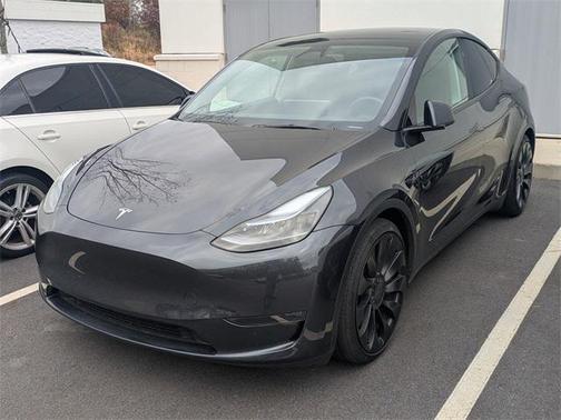 2025 Tesla Model Y Performance