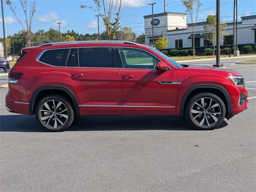 2024 Volkswagen Atlas 2.0T SEL Premium R-Line