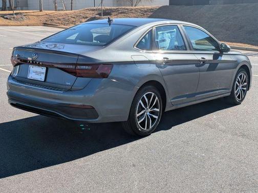 Platinum Gray Metallic 2026 Volkswagen Jetta 1.5T SE